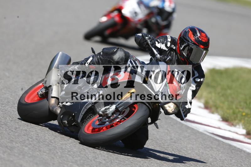 Archiv-2025/48 25.08.2025 Cornu Master School ADR/rot-rouge/103